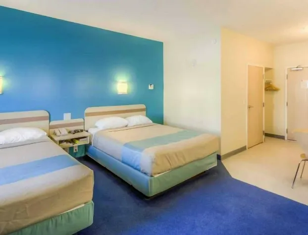 Aurora Inn Estevan hotel detail image 2