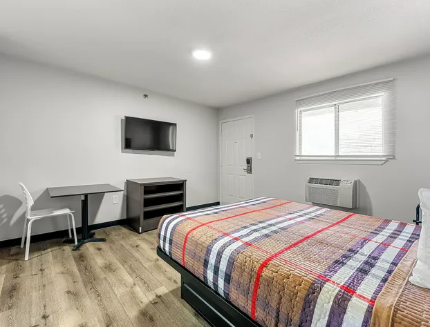 Southern Suites Forest Park hotel detail image 2