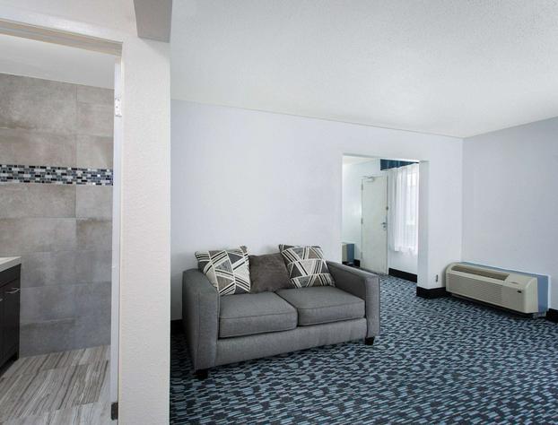 University Inn and Suites' hotel detail image 2