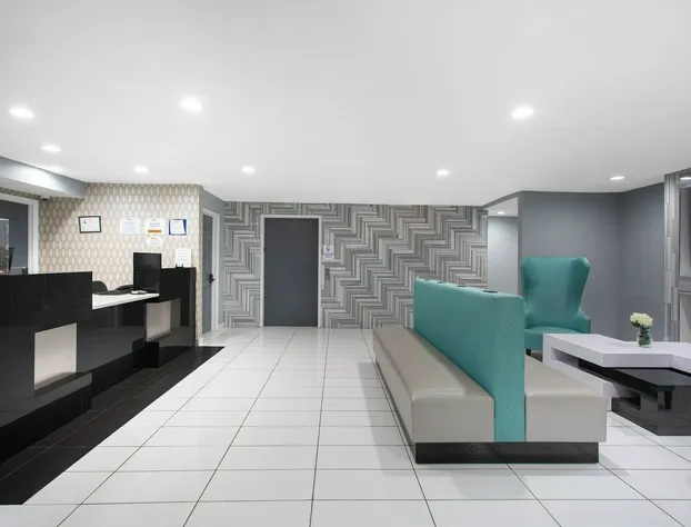 University Inn and Suites' hotel detail image 1