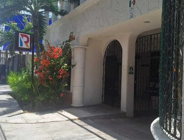 Capital O Hotel Rolovi Cancún hotel detail image 3