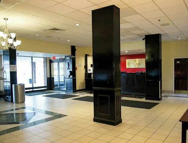 Albany Plaza Hotel hotel detail image 2