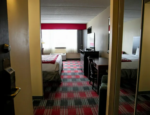 Albany Plaza Hotel hotel detail image 4