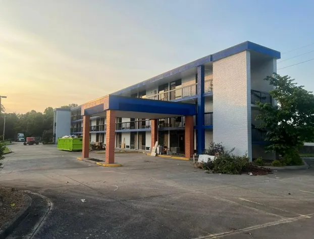 Westowne Inn Paducah I-24 Exit 4 hotel detail image 1