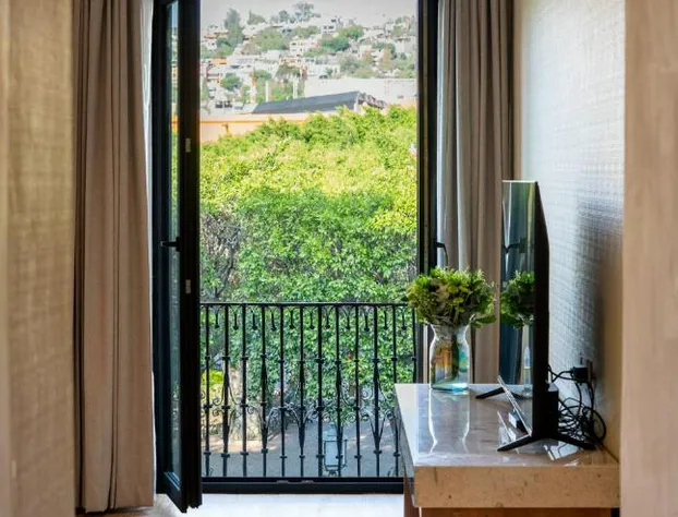 Crisol - Frente a la Parroquia de San Miguel Arcángel hotel detail image 3