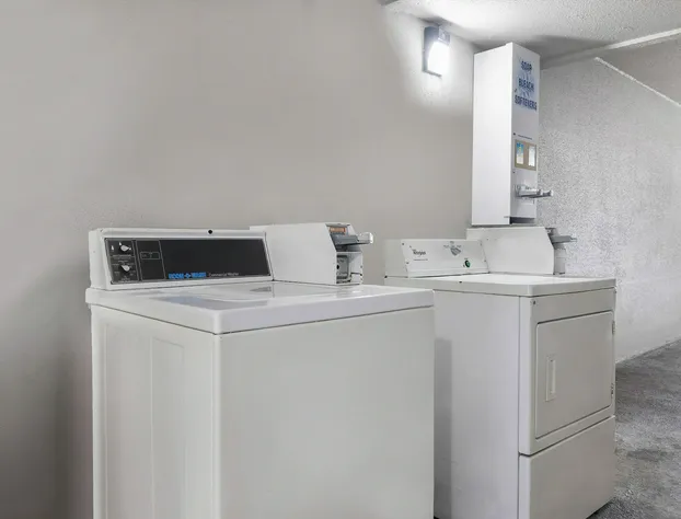 Studio 6 - Beaumont, TX hotel detail image 4