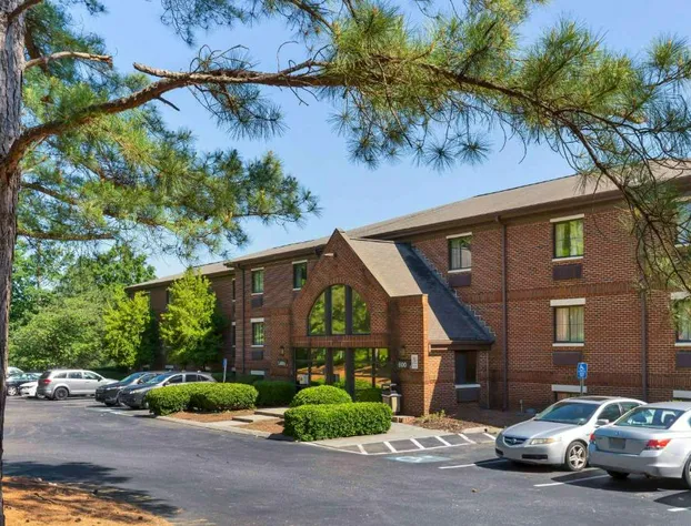 Suburban Studios Cary – RDU Airport hotel detail image 1