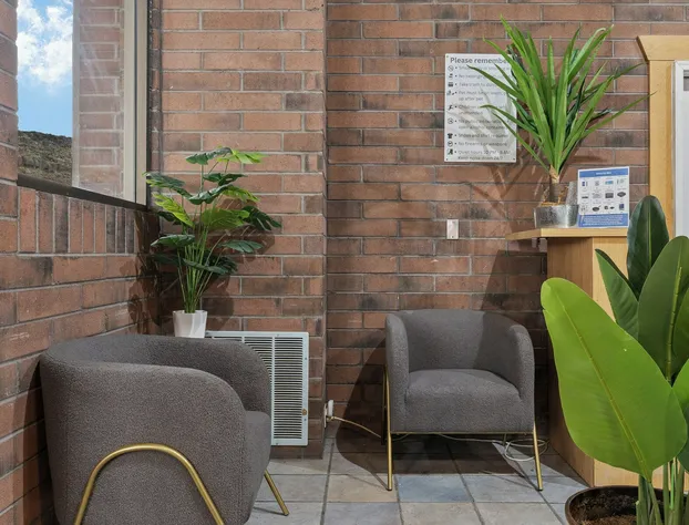 Evanston Inn Extended Stay hotel detail image 4