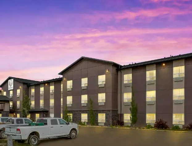 Duvernay Inn & Suites hotel detail image 3