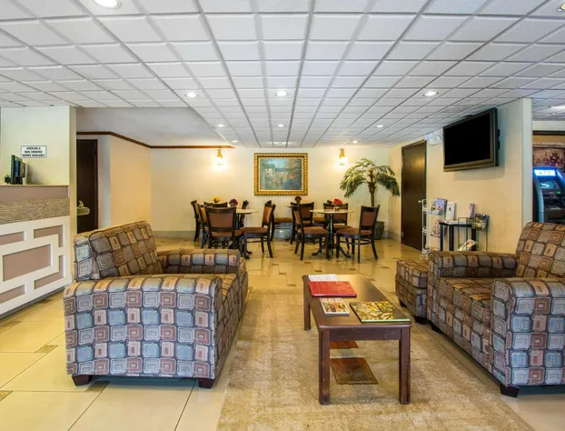 SureStay by Best Western Jacksonville Airport hotel detail image 4