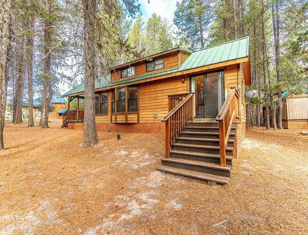 Willamette Pass Inn Chalets hotel detail image 3