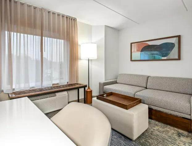 SpringHill Suites by Marriott Pittsburgh Airport hotel detail image 4