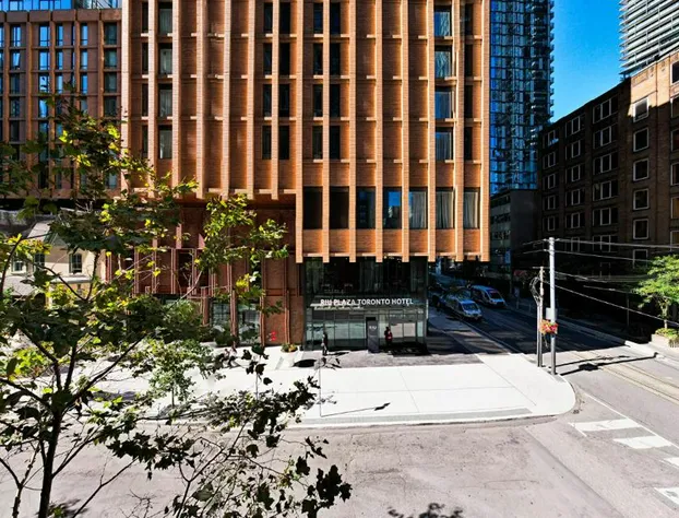 Hotel Riu Plaza Toronto hotel detail image 4