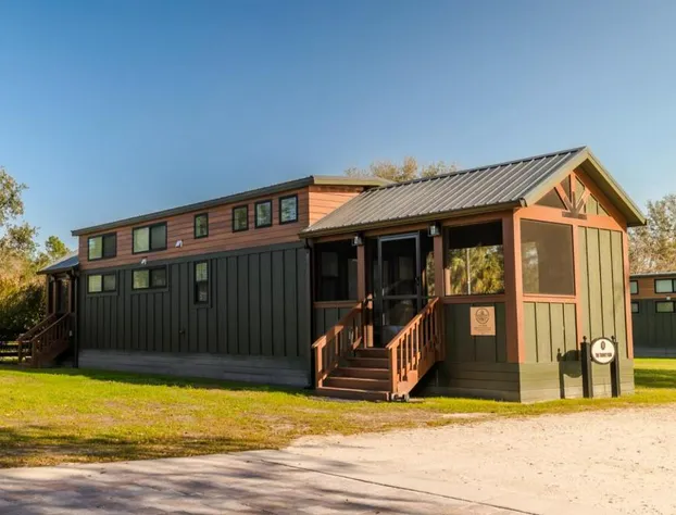 Black Prong Resort hotel detail image 1