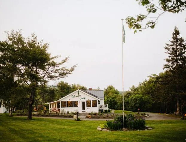 Camp DeForest hotel detail image 4