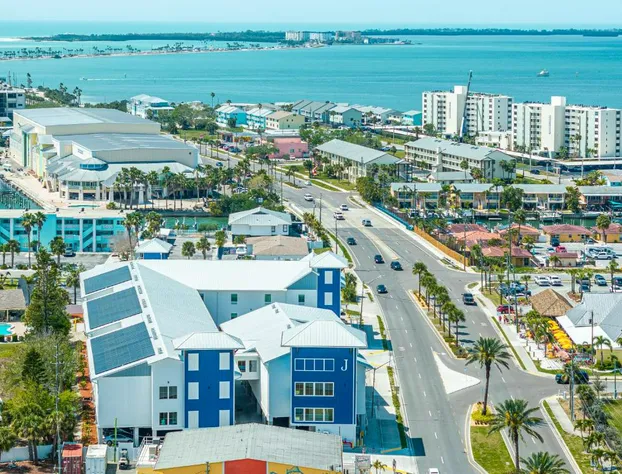The J Hotel Dunedin near Honeymoon Island State Park, an Ascend Collection Hotel hotel detail image 2