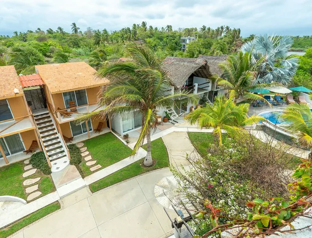 Turtle Seaview hotel detail image 1