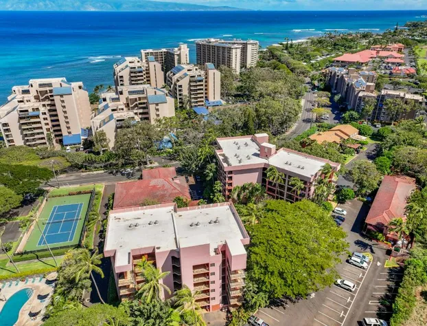 Petite Retreat at Kahana Falls hotel detail image 2