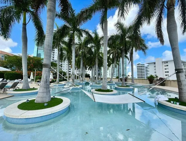 Four Seasons hotel 2bedroom suite hotel detail image 2