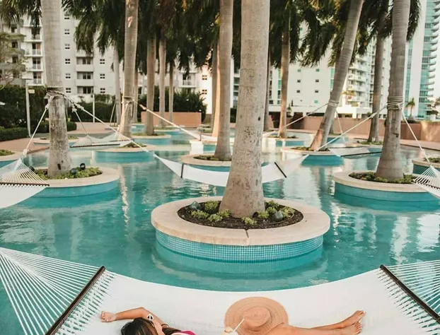 Four Seasons hotel 2bedroom suite hotel detail image 3