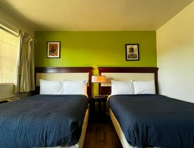 Parkside Inn by PHG - Sweetwater hotel detail image 3