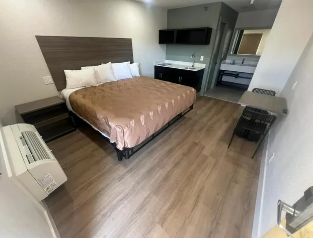 Value Suites Extended Stay hotel detail image 1