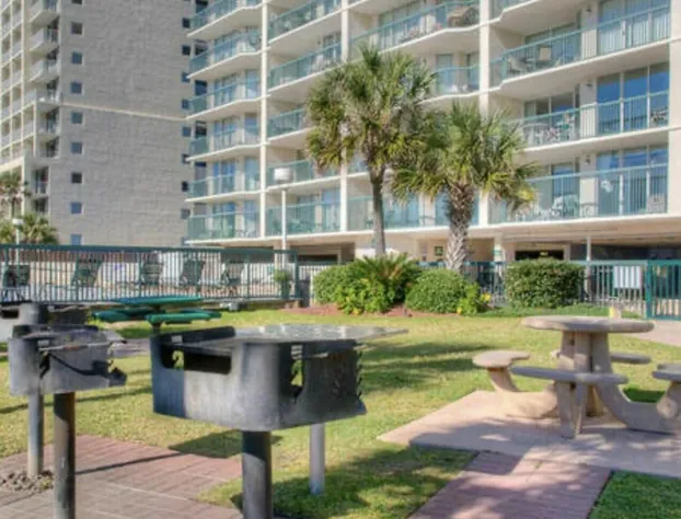 Picture Perfect- Oceanfront Condo hotel detail image 4