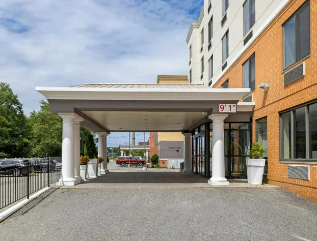 Country Inn & Suites by Radisson, Staten Island hotel detail image 3