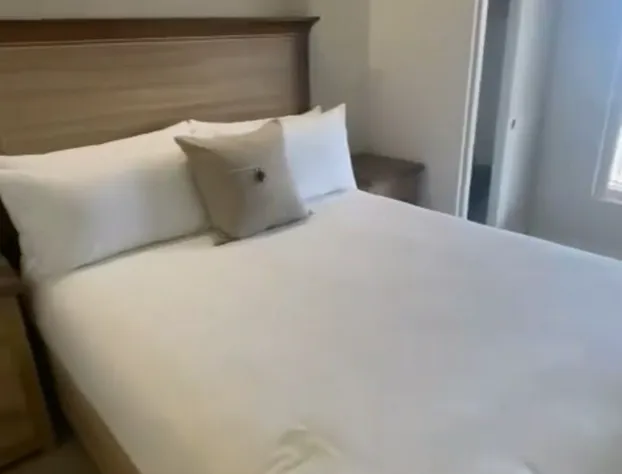 Tuttle Orlando Villa hotel detail image 3