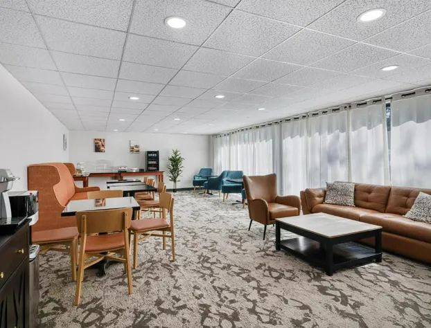 Baldwin Inn & Suites, SureStay Collection by Best Western hotel detail image 2