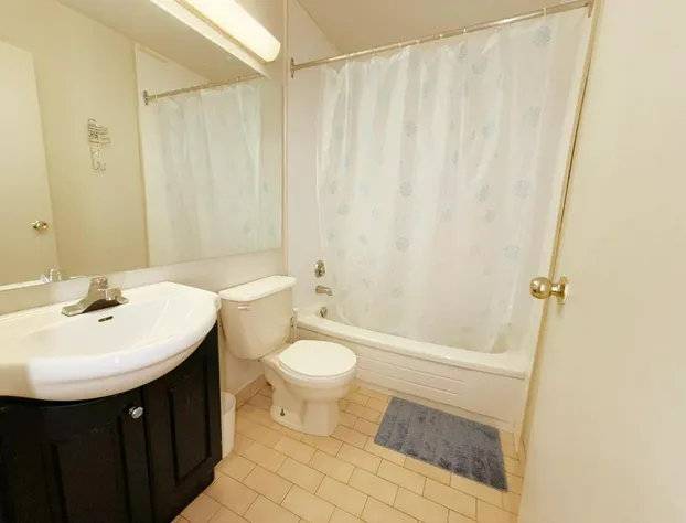 Idlewood Inn hotel detail image 3