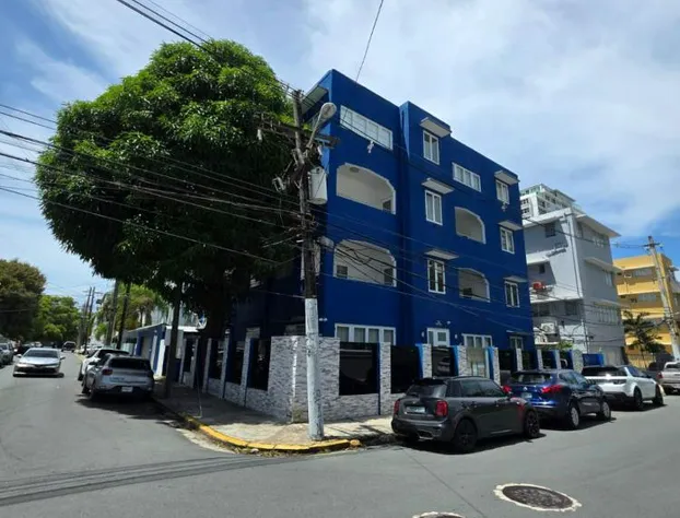 Stunning 3-Bedroom Beachside Apartment hotel detail image 1