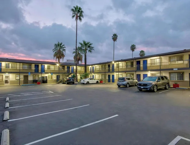 Studio 6 Suites – San Bernardino, CA hotel detail image 1