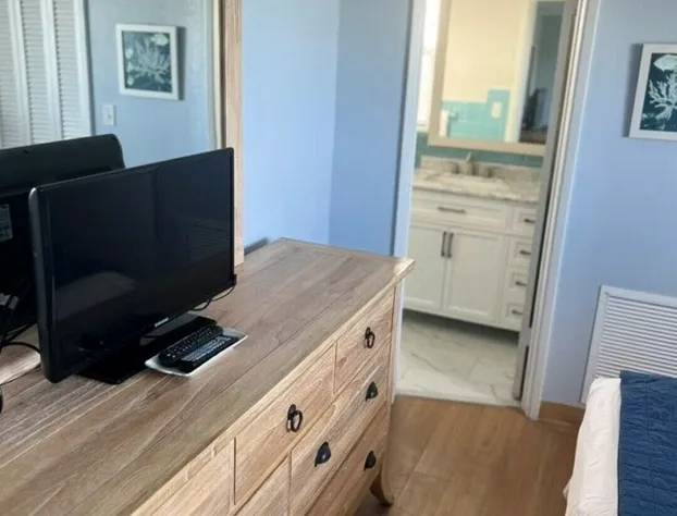 Berkshire Beach Club hotel detail image 4