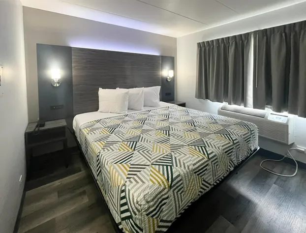 Motel 6 - Chicago, IL hotel detail image 2