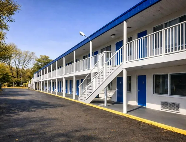 Capitol Inn by Belvilla Richmond Airport VA hotel detail image 2