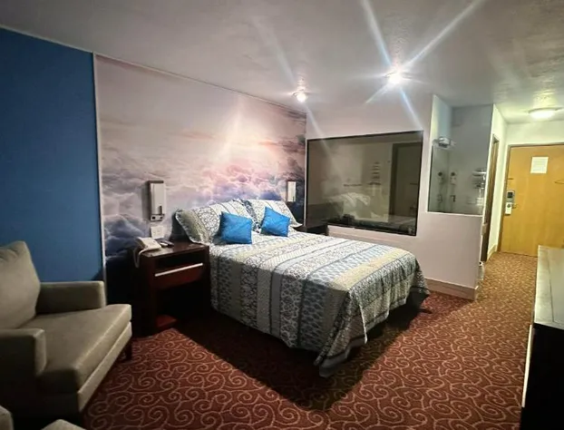 Chesaning Inn & Suites hotel detail image 2