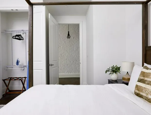 Roami at St. Charles hotel detail image 2