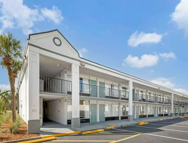 Rodeway Inn Orange Park - Jacksonville near Naval Air Station hotel detail image 1