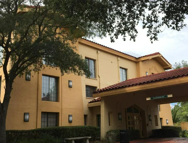 Days Inn by Wyndham Gainesville University I-75 hotel detail image 4