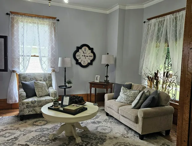 Maon House Bed and Breakfast hotel detail image 3