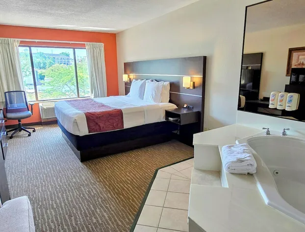 Grand Plaza Hotel & Conference Center hotel detail image 2