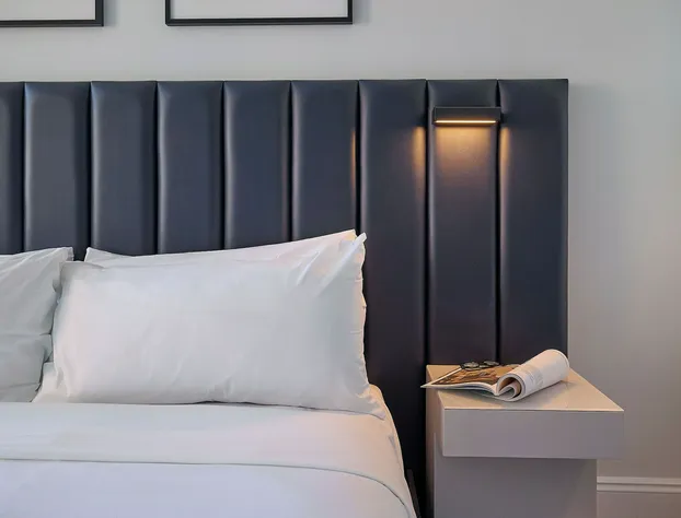 The Docent's Collection at 178 Middle Street hotel detail image 4