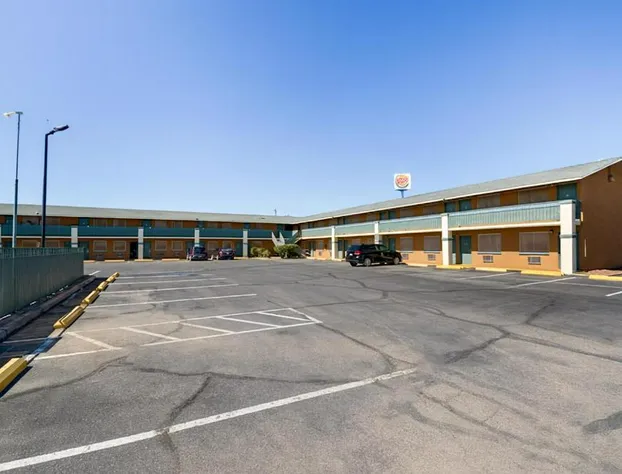 MHO Hotel Eloy Casa Grande near I-10 hotel detail image 2