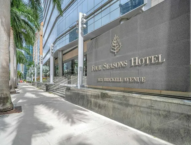 Four Seasons Studio Kitchen hotel detail image 2