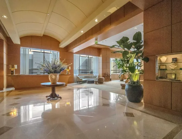 Four Seasons Studio Kitchen hotel detail image 4