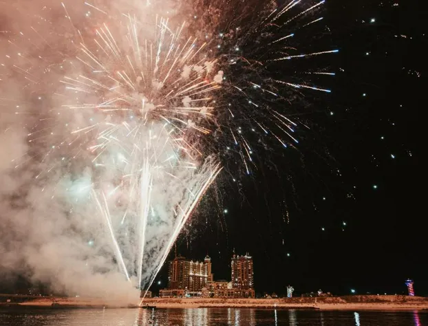Harbor Suites at Harborwalk Village hotel detail image 1