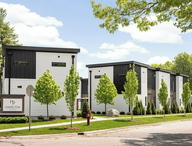 Hamilton Place hotel detail image 3