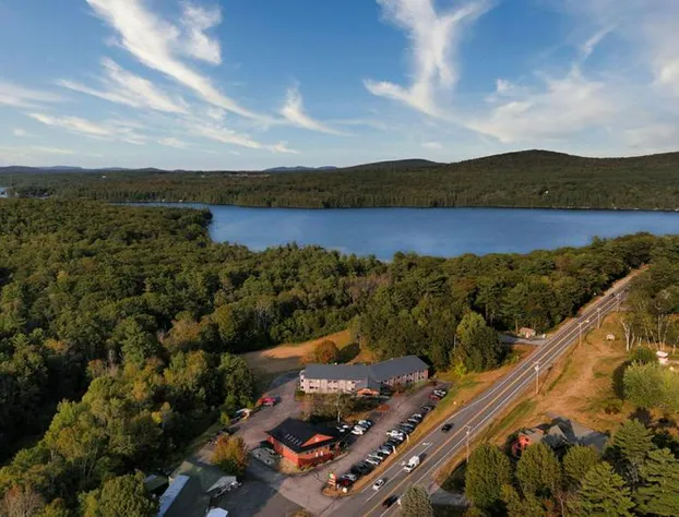 Hideaway Inn Mt.Sunapee hotel detail image 1