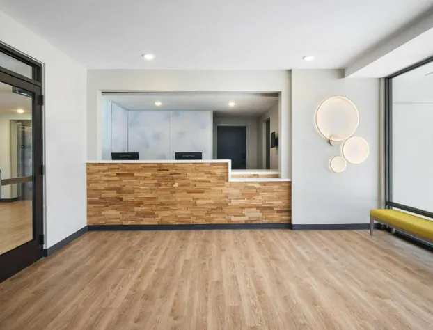 ECHO Suites Extended Stay by Wyndham Springfield Airport PLZ hotel detail image 1